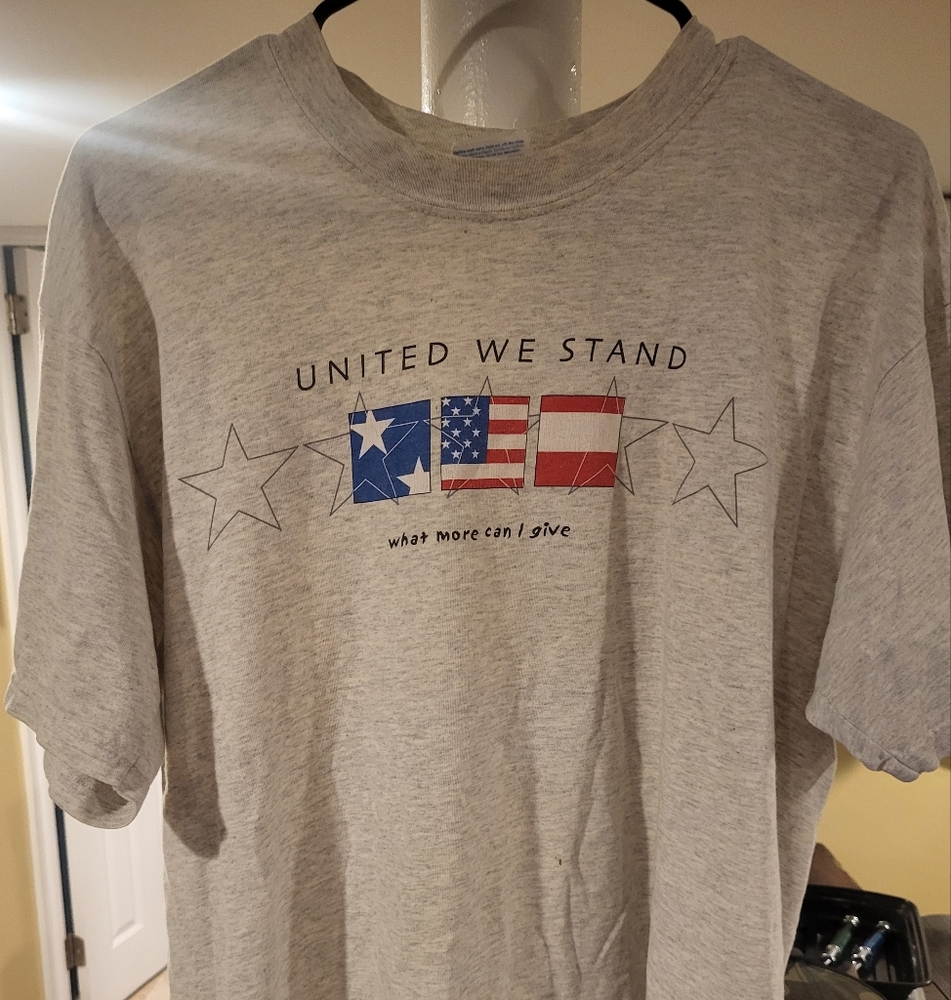 avintage United We Stand 9/11 Concert T-Shirt